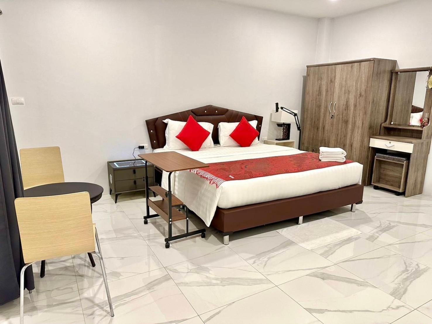 Pr Room For Rent Камала Бийч Екстериор снимка