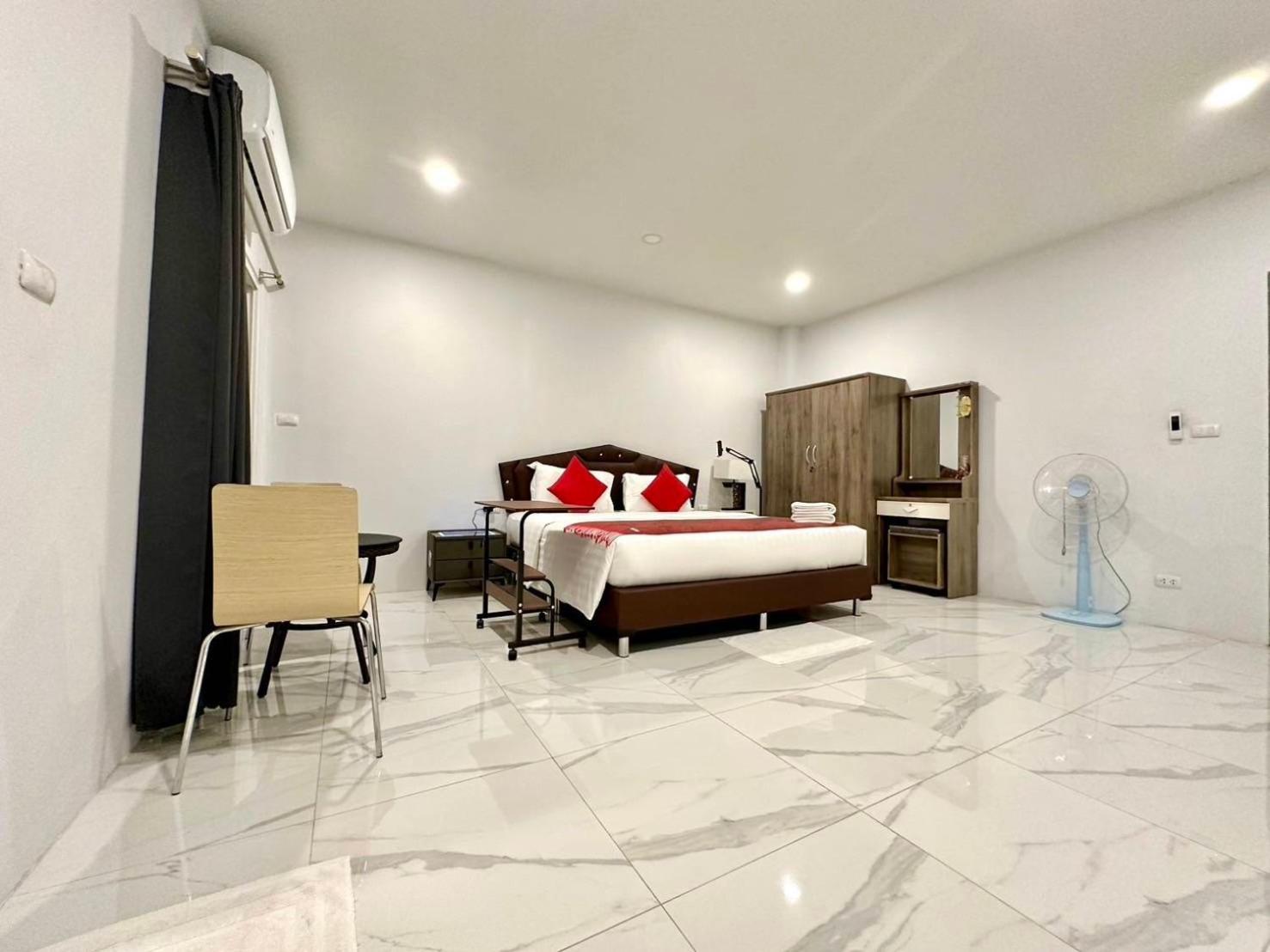Pr Room For Rent Камала Бийч Екстериор снимка
