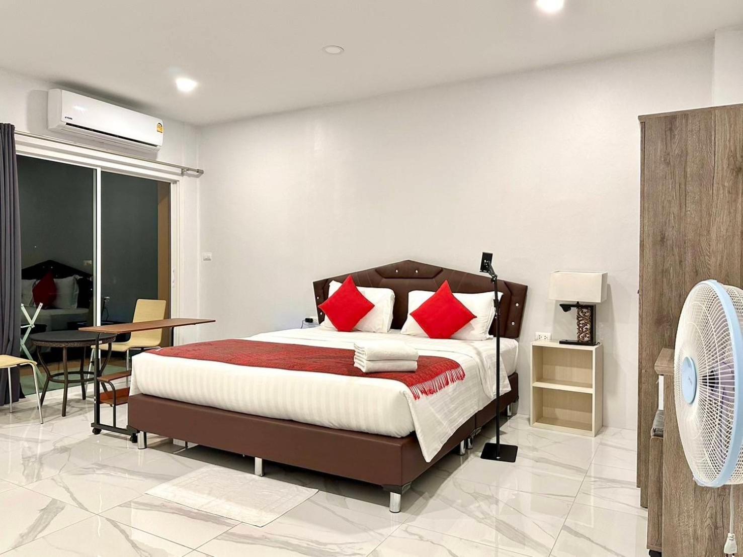Pr Room For Rent Камала Бийч Екстериор снимка