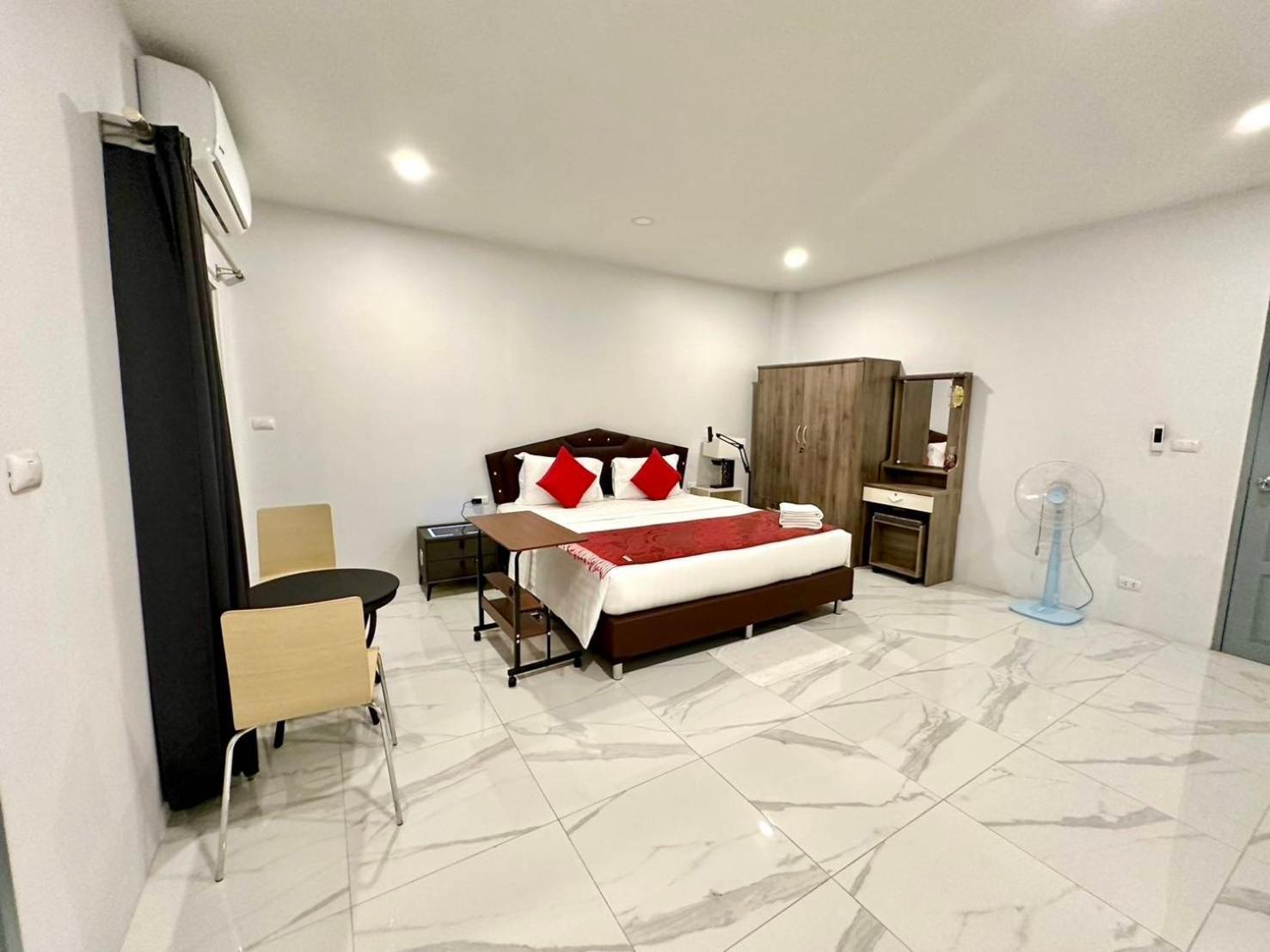 Pr Room For Rent Камала Бийч Екстериор снимка