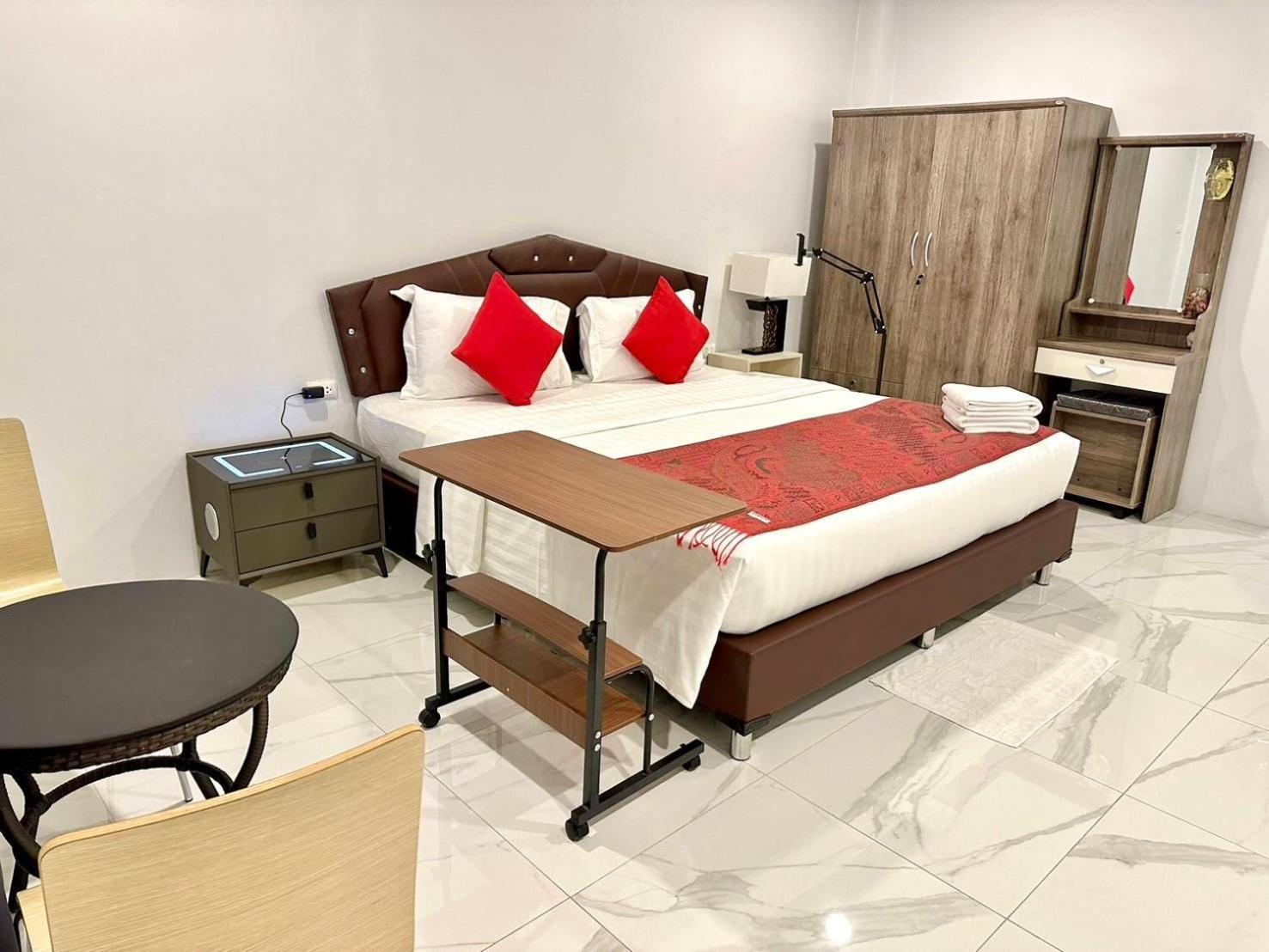Pr Room For Rent Камала Бийч Екстериор снимка