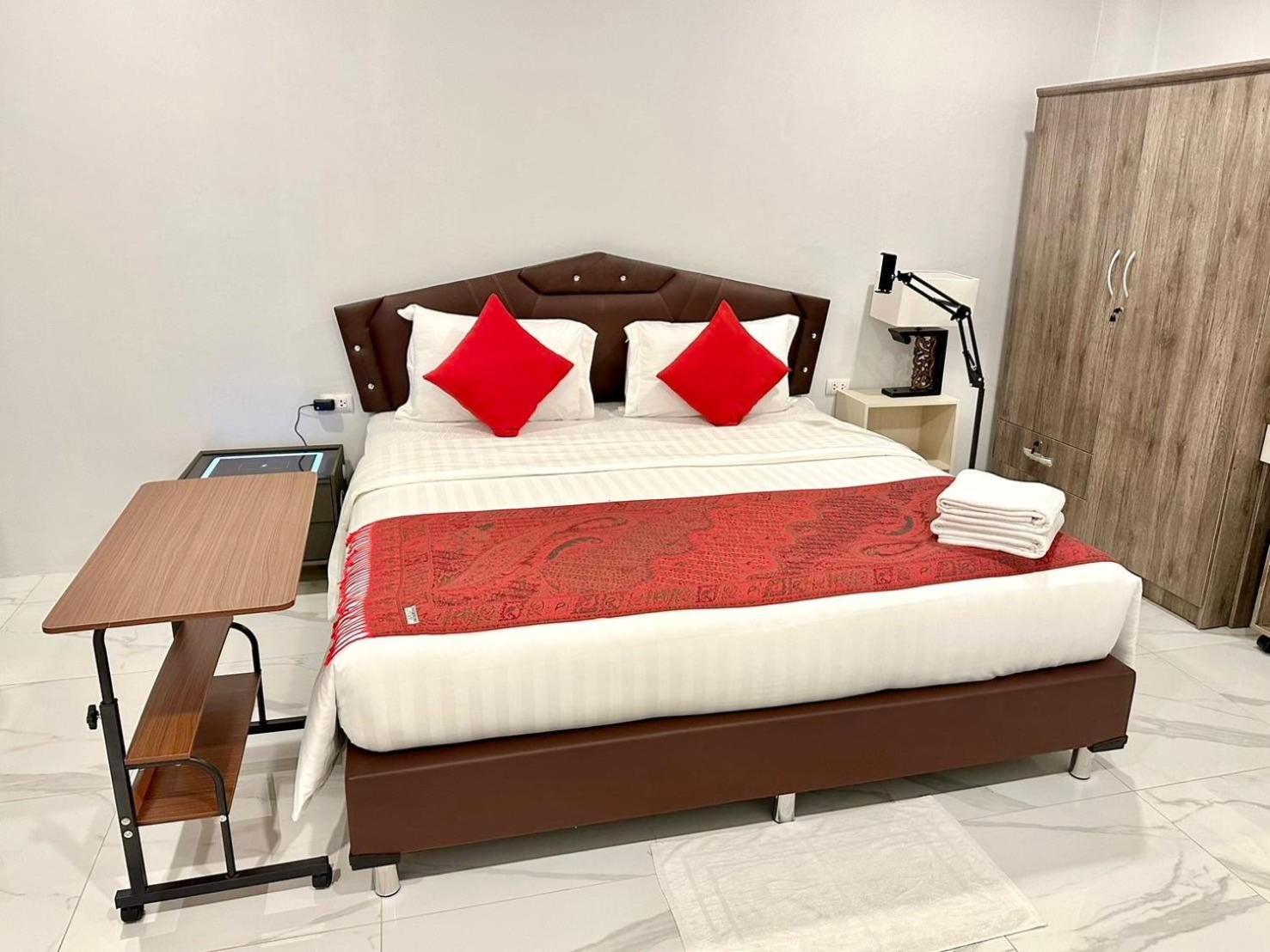 Pr Room For Rent Камала Бийч Екстериор снимка
